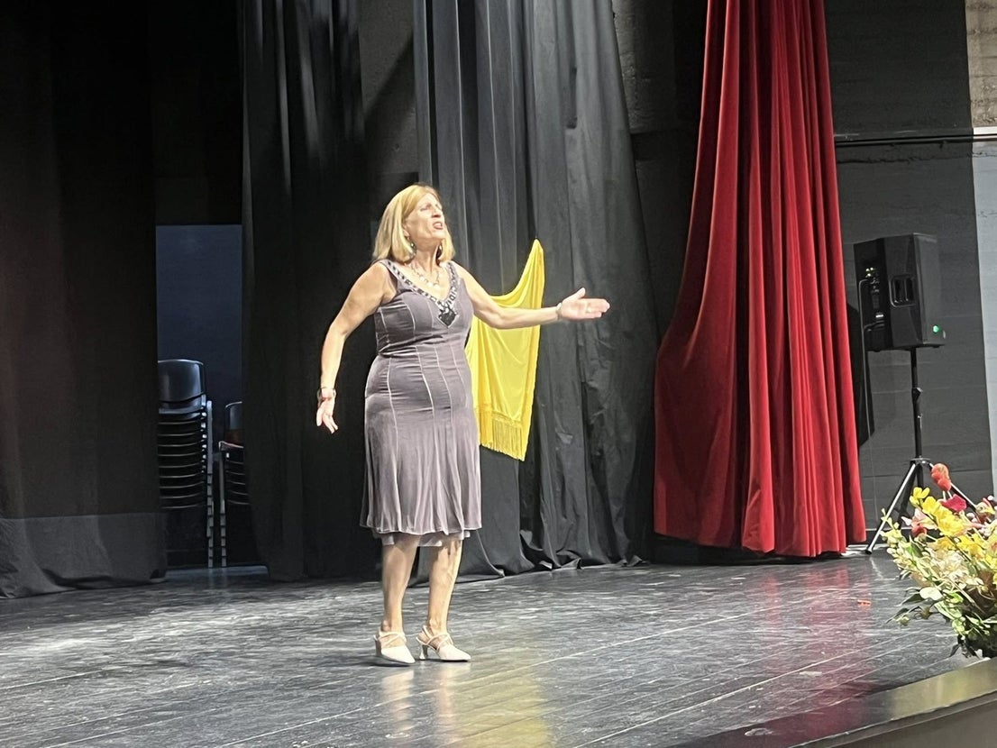 La copla brilló en Olivenza con las 'Raparigas' y la Asociación 'La Esperanza'