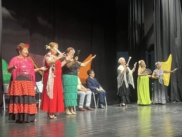El escenario se llenó de emoción con lo mejor de la copla.