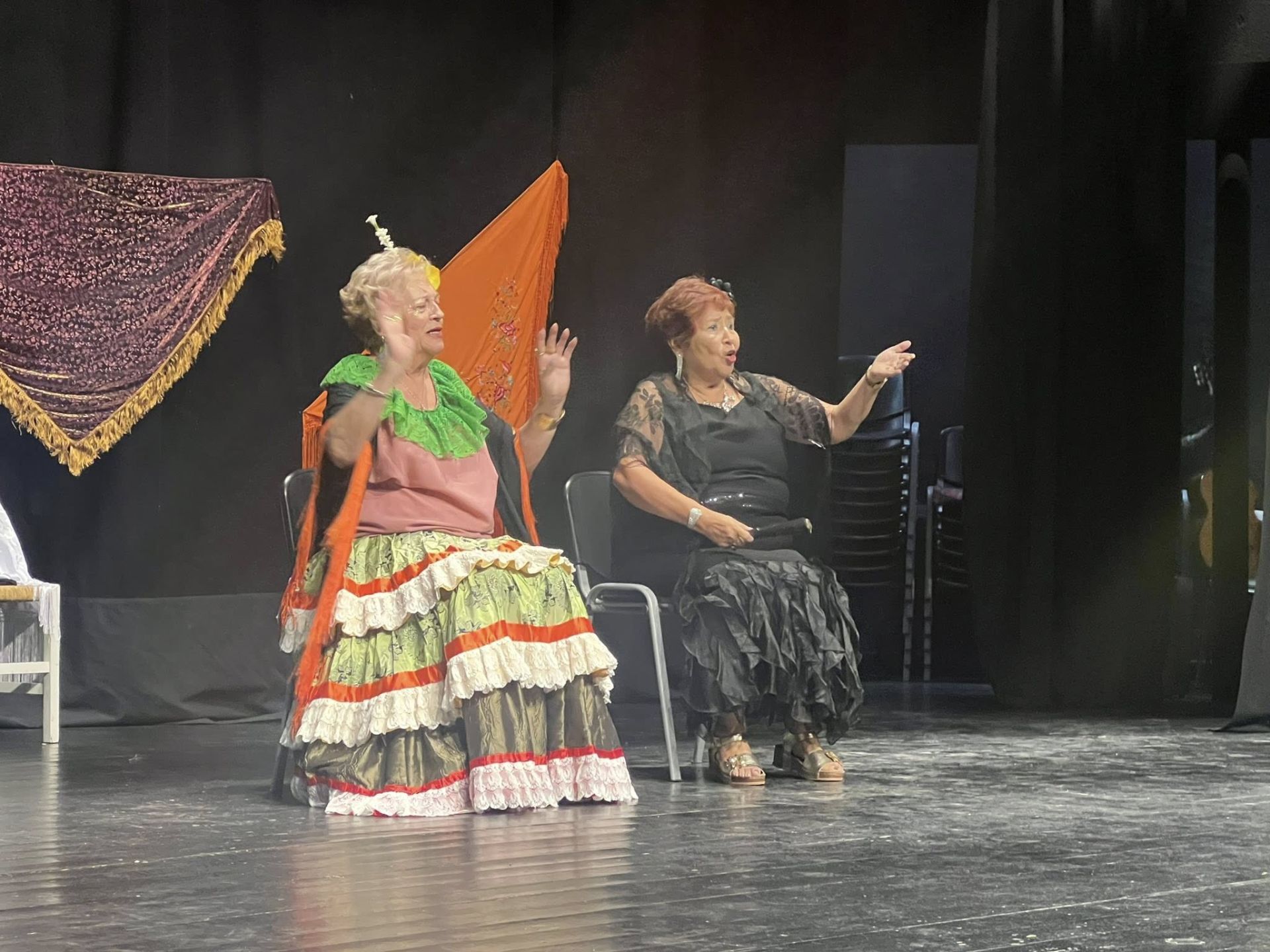 La copla brilló en Olivenza con las &#039;Raparigas&#039; y la Asociación &#039;La Esperanza&#039;