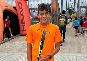 El joven tenista oliventino Jorge Costa disputa el Campeonato de España alevín por equipos en Murcia