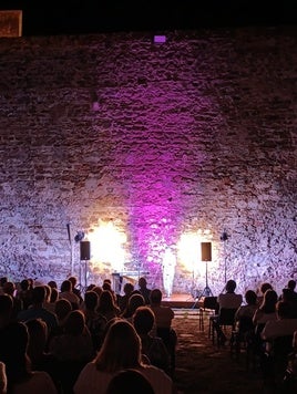 Los asistentes disfrutaron de la velada.