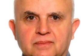 Claudio Molina Olivares.