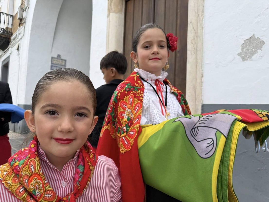 La procesión de la Virgen de Guadalupe marcó el Día de Extremadura