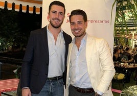 José Luis Andrade Aranda ( a la derecha de la imagen) es natural de Olivenza.