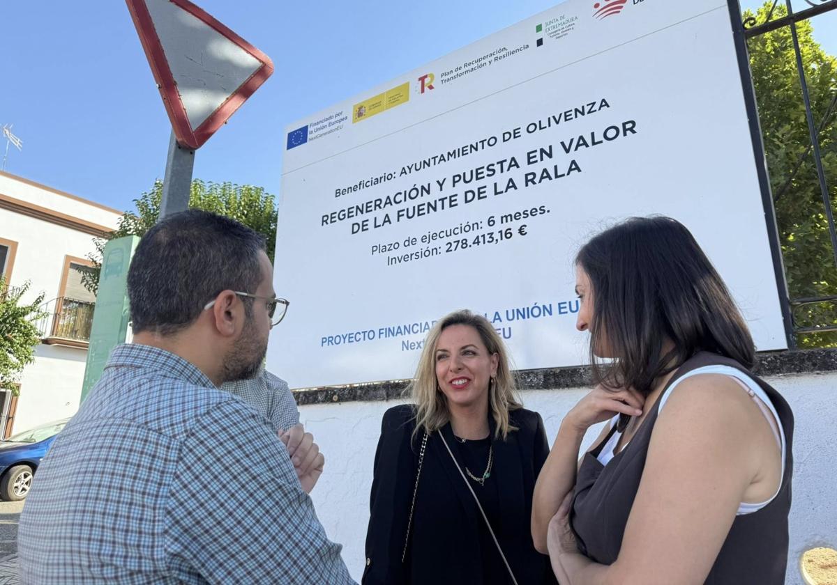 Un momento de la visita a las obras.