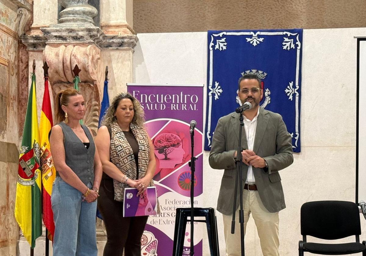 Mujeres gitanas de distintos puntos de Extremadura asisten al encuentro en Olivenza sobre salud e igualdad