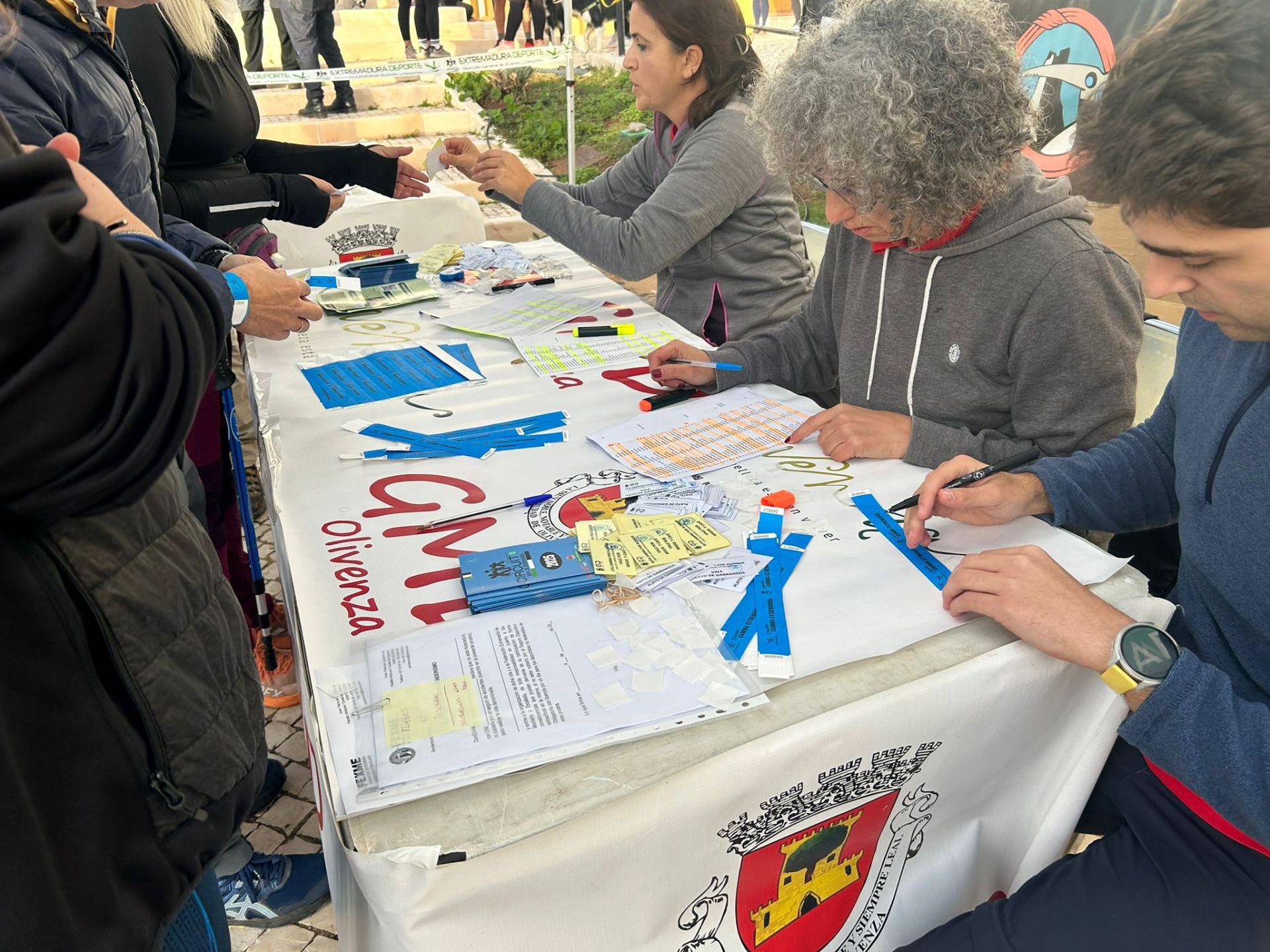 Más de doscientos senderistas disfrutaron la II Ruta de Al(M)or por la Sierra de Alor
