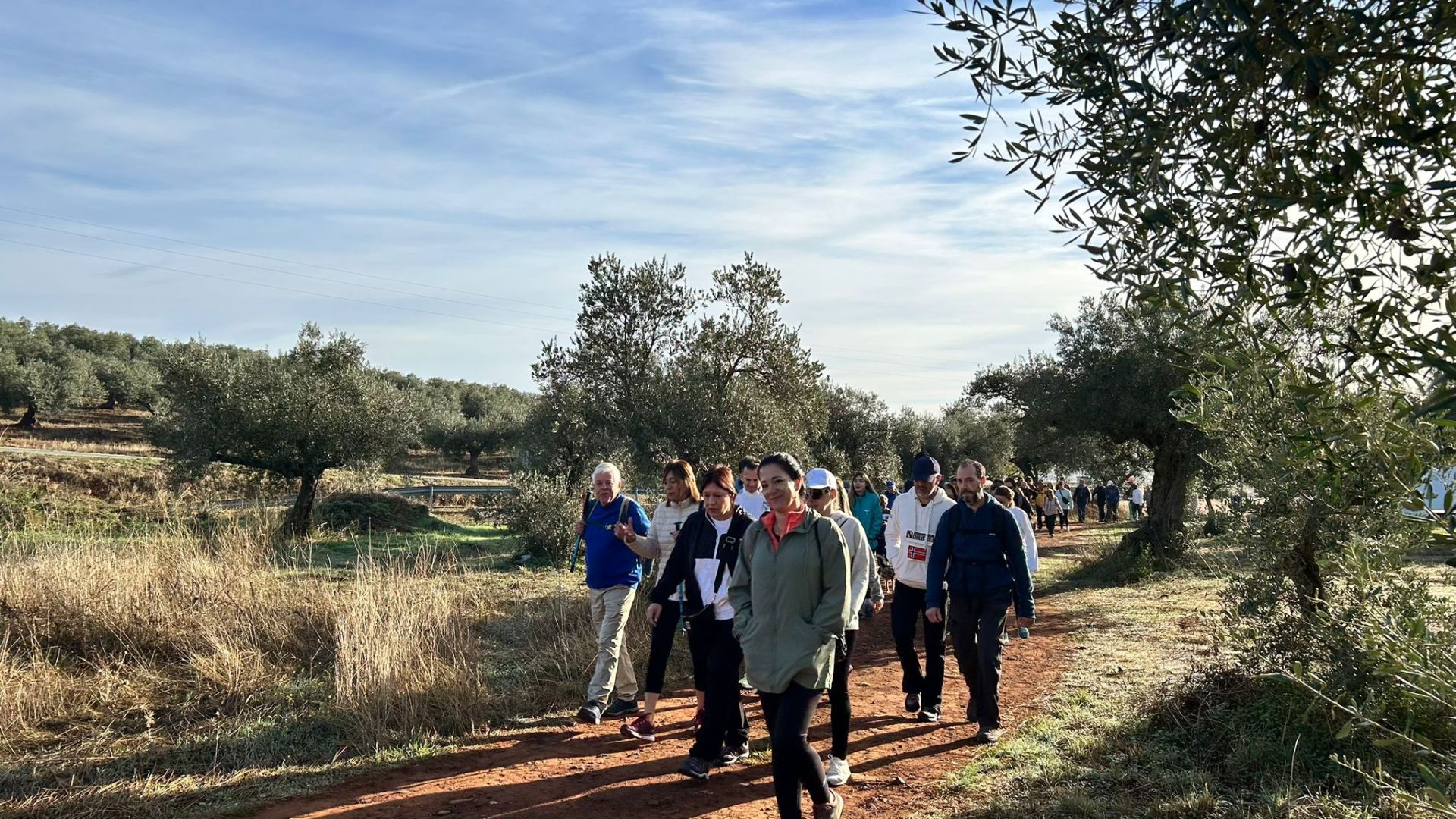Más de doscientos senderistas disfrutaron la II Ruta de Al(M)or por la Sierra de Alor