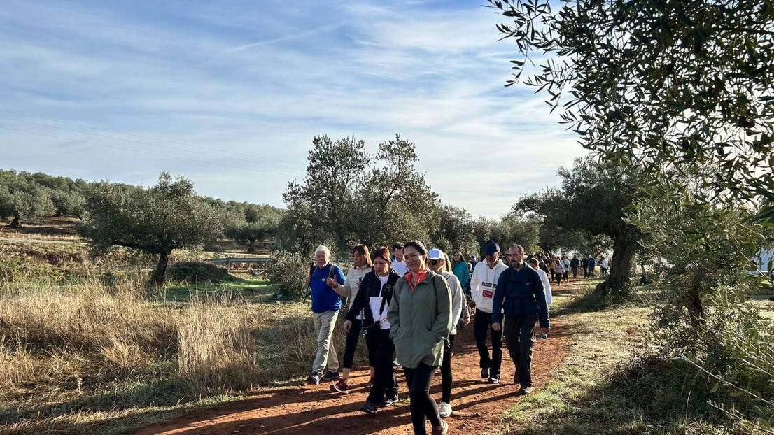 Más de doscientos senderistas disfrutaron la II Ruta de Al(M)or por la Sierra de Alor