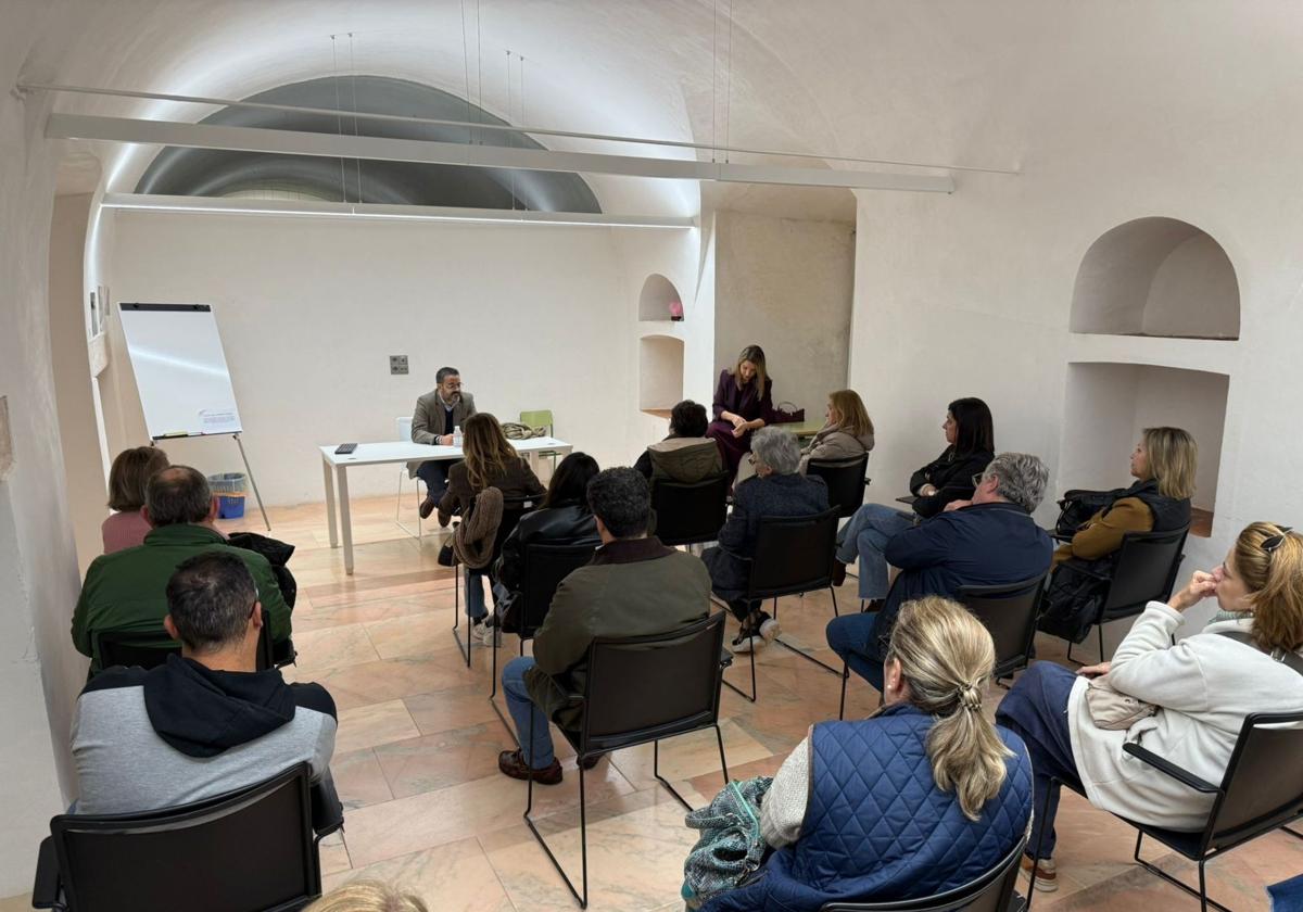 El encunetro se llevó a cabo en la Universidad Popular.