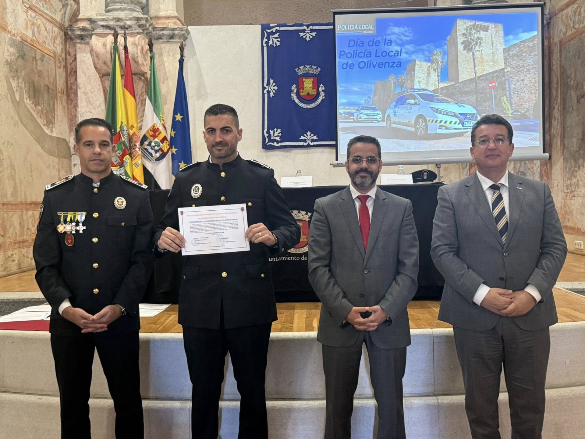 Entregadas 33 distinciones en la conmemoración del V Día de la Policía Local de Olivenza