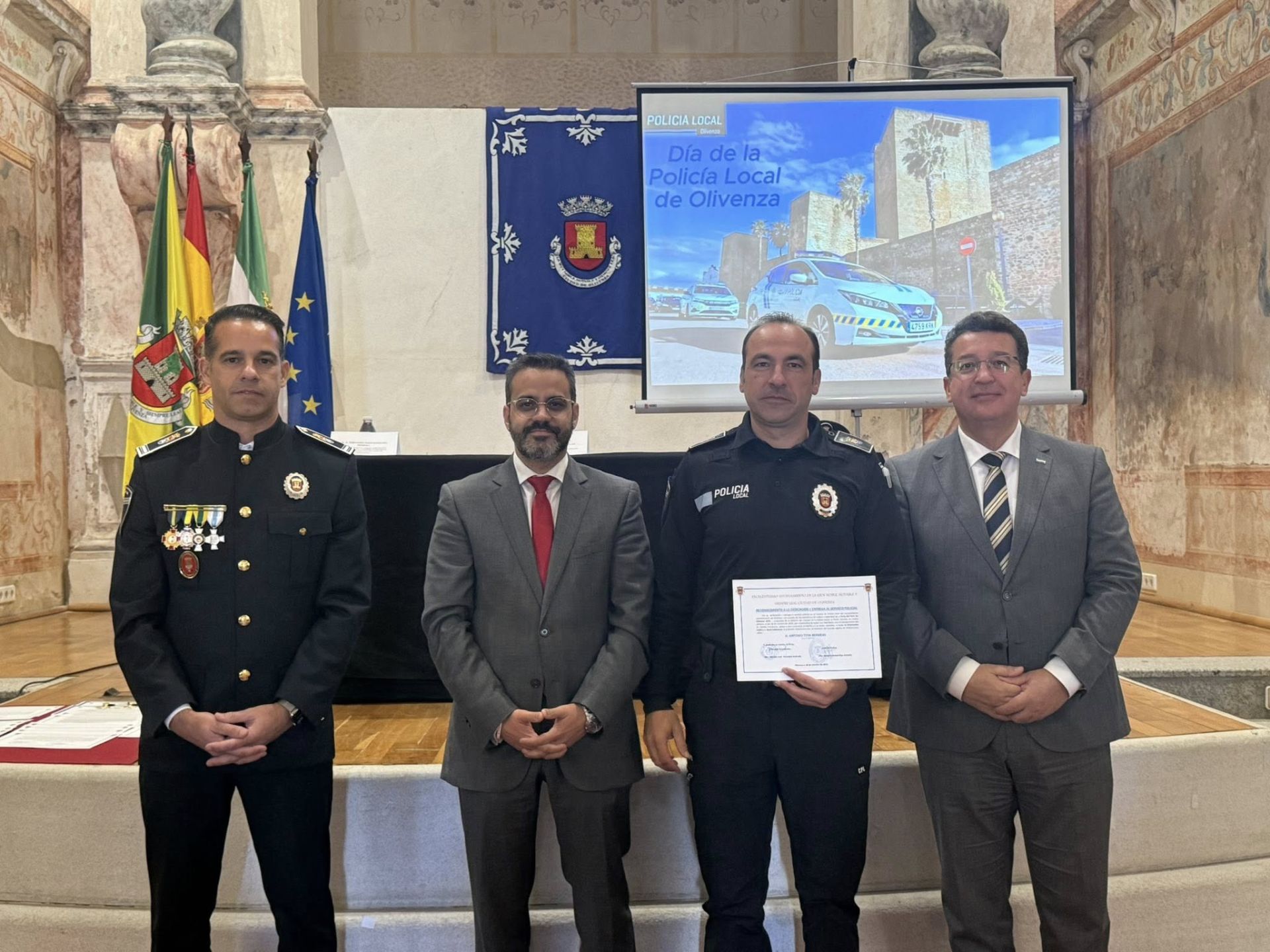 Entregadas 33 distinciones en la conmemoración del V Día de la Policía Local de Olivenza