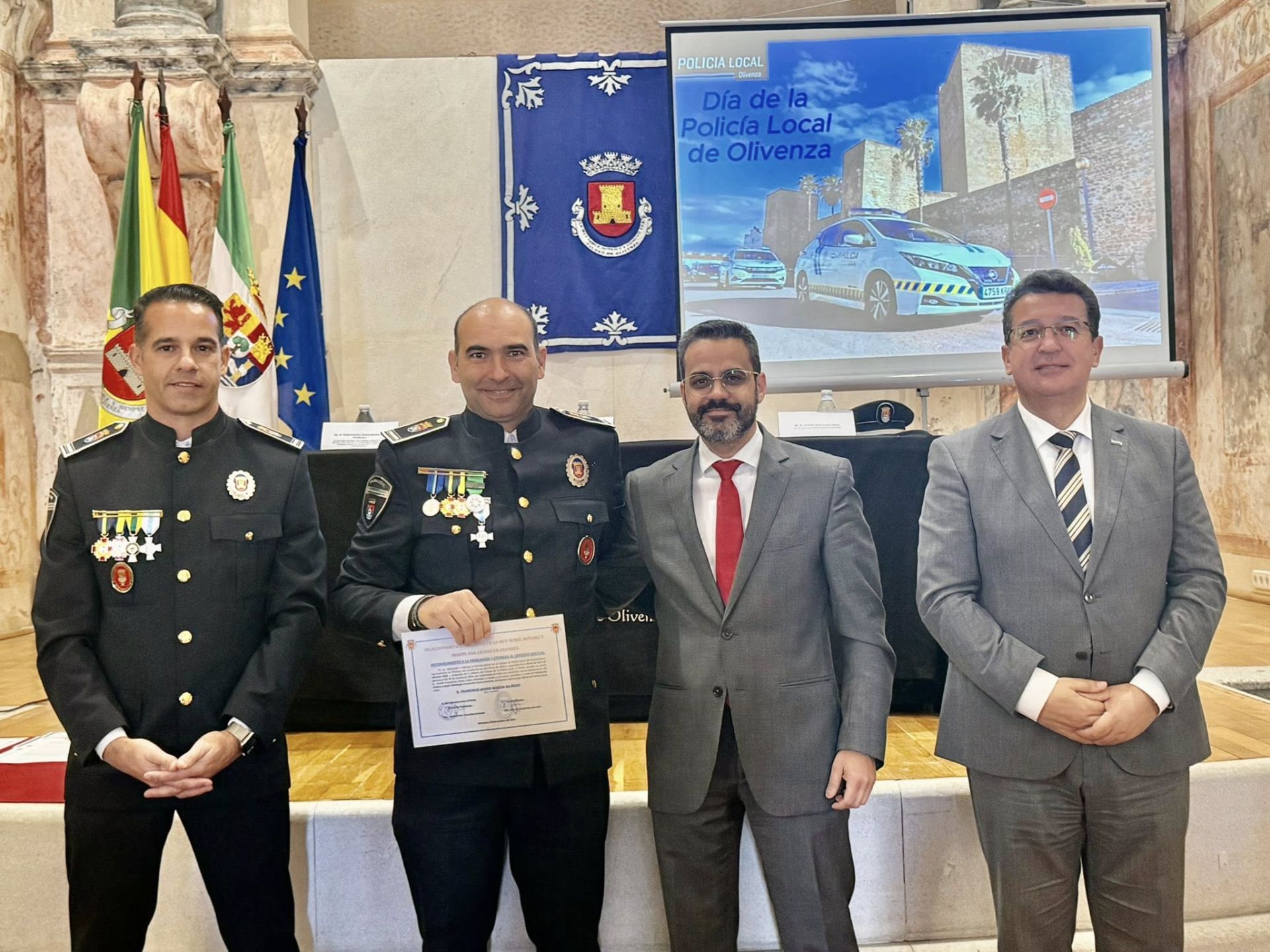 Entregadas 33 distinciones en la conmemoración del V Día de la Policía Local de Olivenza