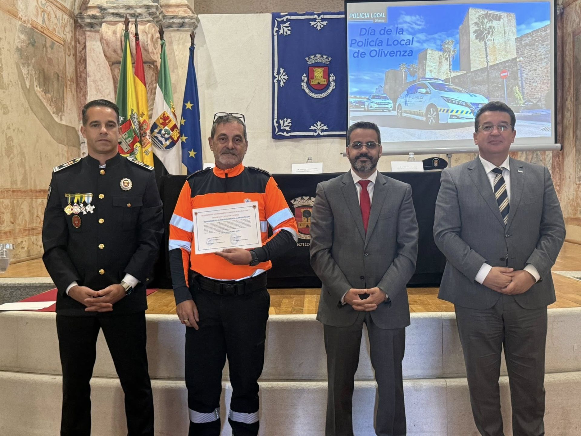 Entregadas 33 distinciones en la conmemoración del V Día de la Policía Local de Olivenza