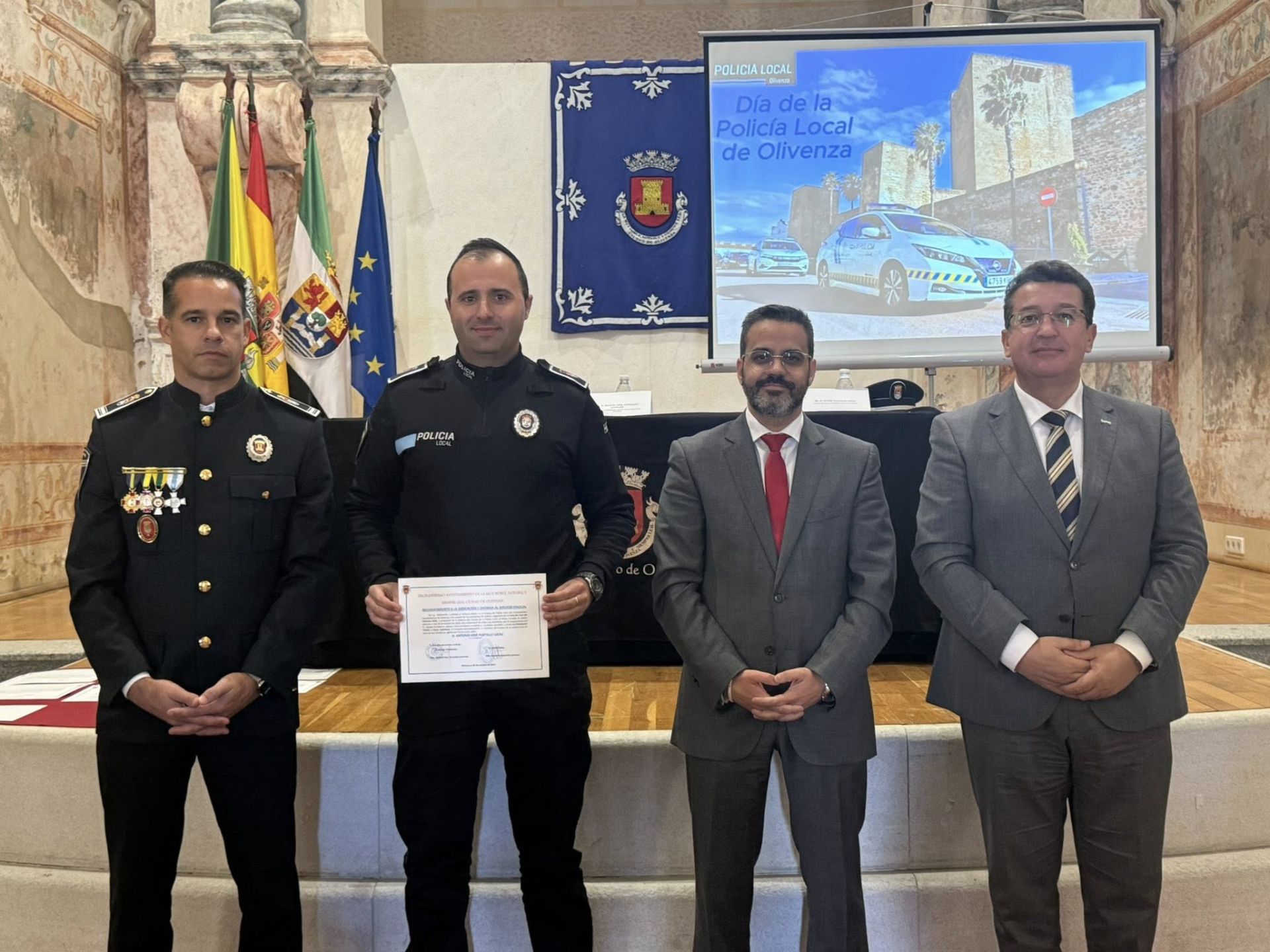 Entregadas 33 distinciones en la conmemoración del V Día de la Policía Local de Olivenza