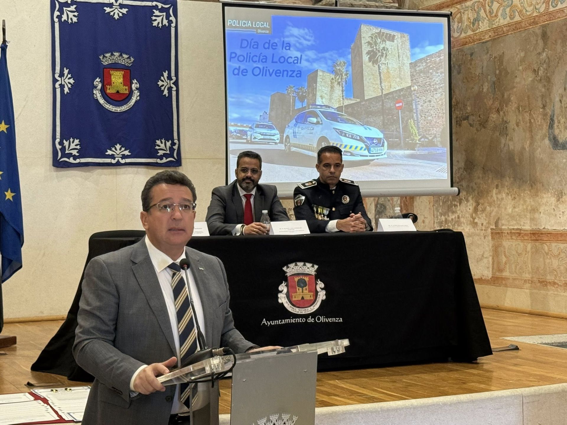 Entregadas 33 distinciones en la conmemoración del V Día de la Policía Local de Olivenza