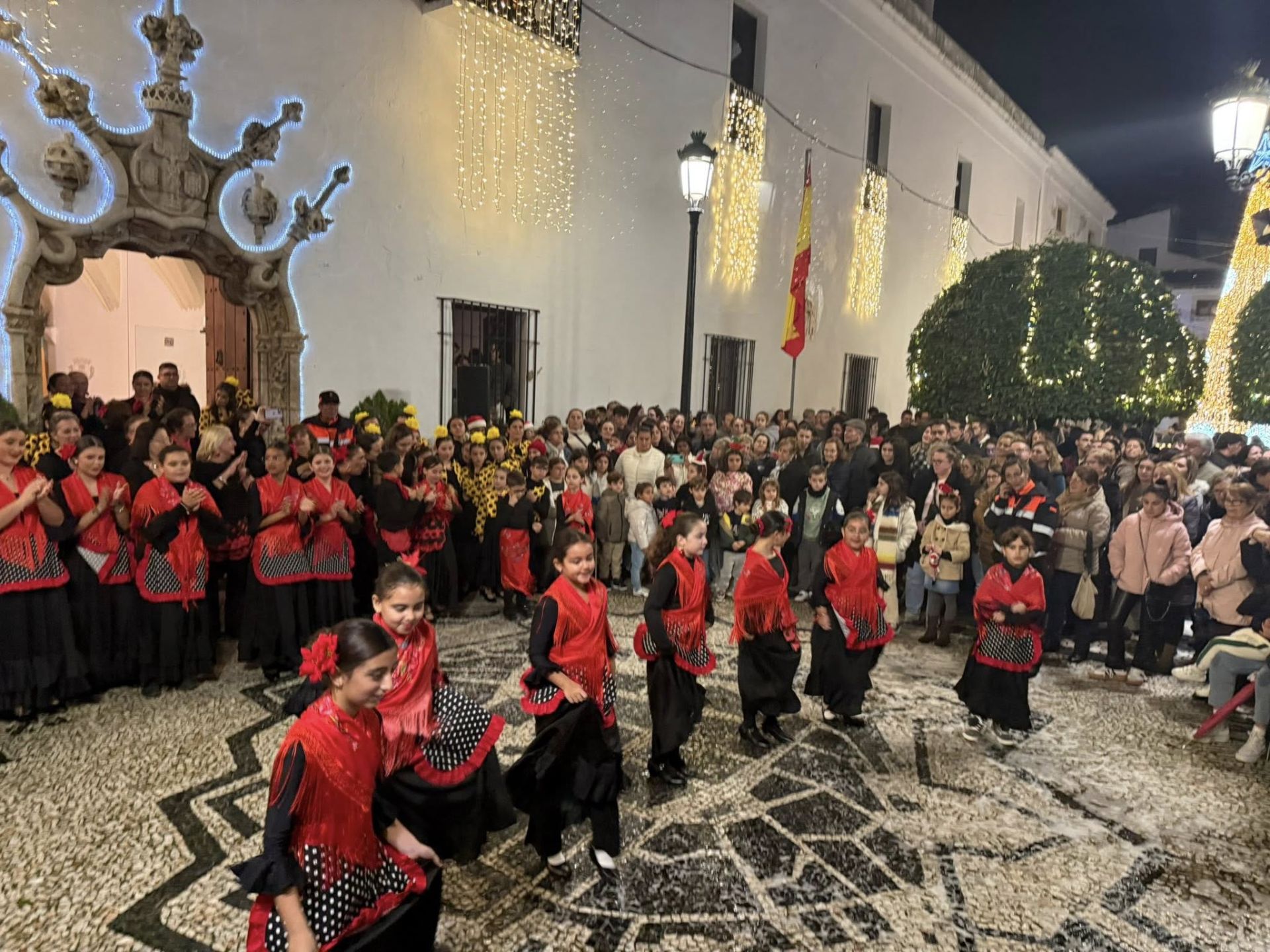La ciudad arranca la programación navideña con las actividades del encendido