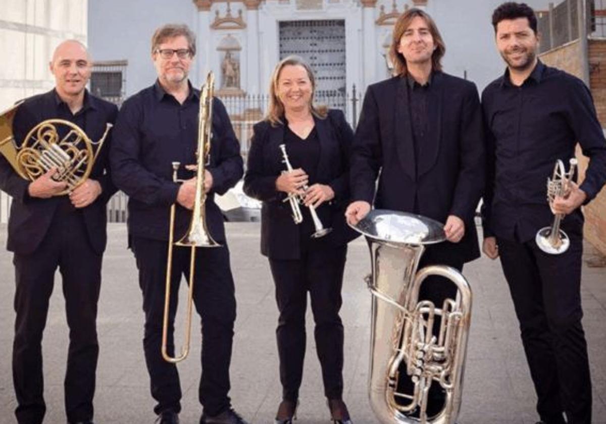 La formación musical Sevilla Brass.