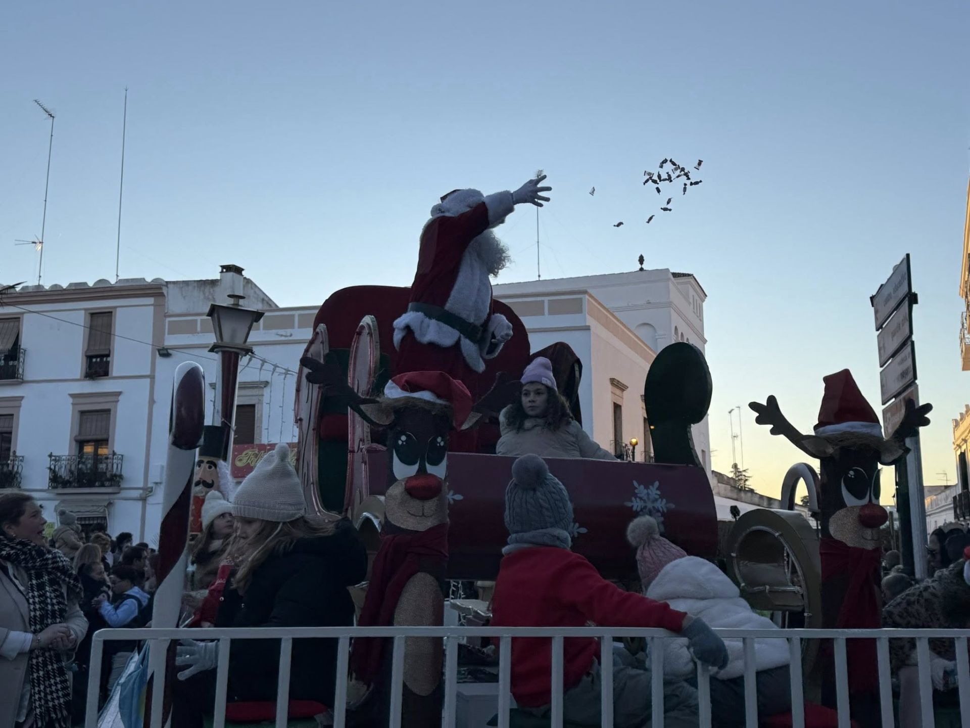 Las calles de Olivenza se llenan de magia con la Cabalgata de Reyes