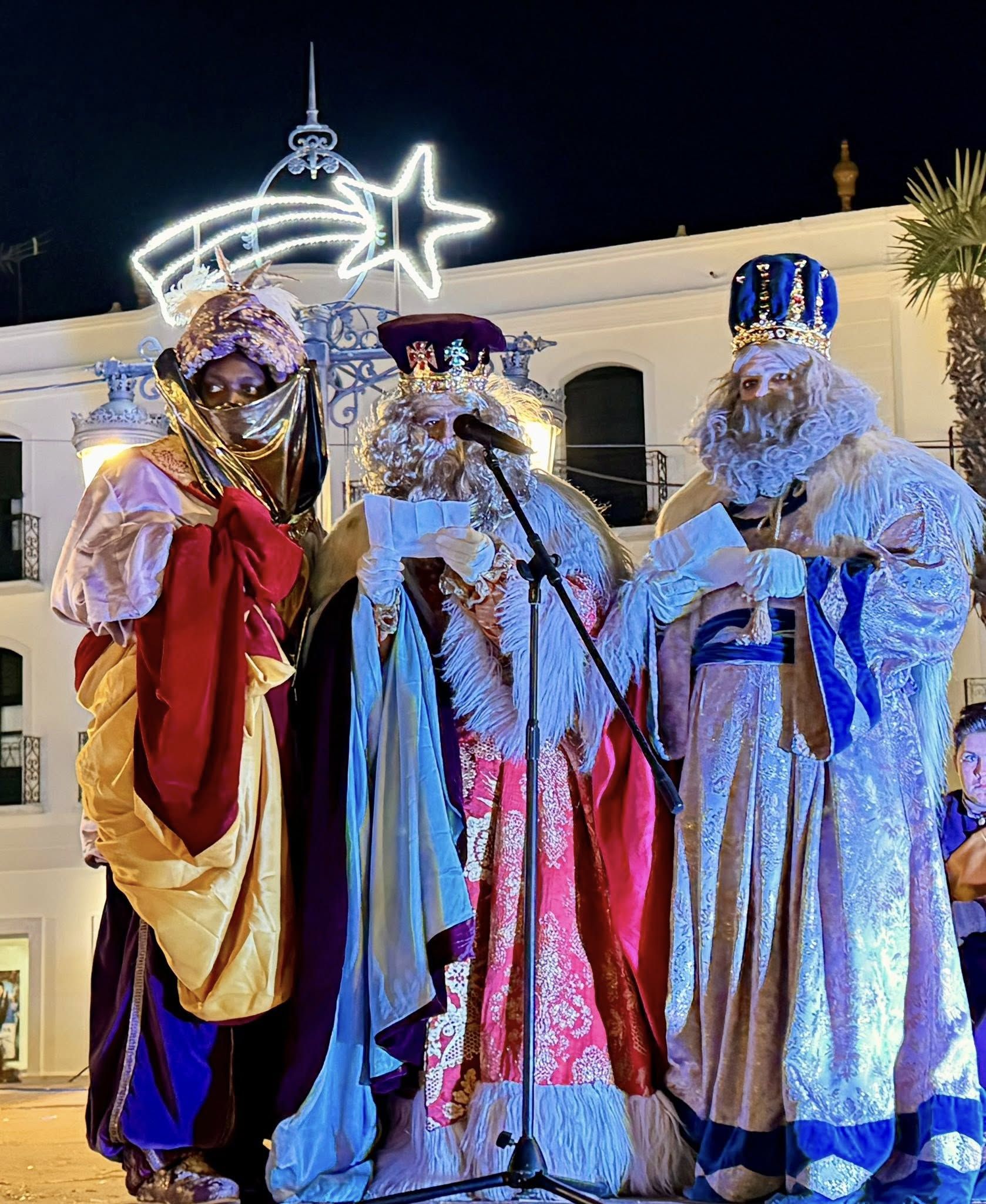 Las calles de Olivenza se llenan de magia con la Cabalgata de Reyes