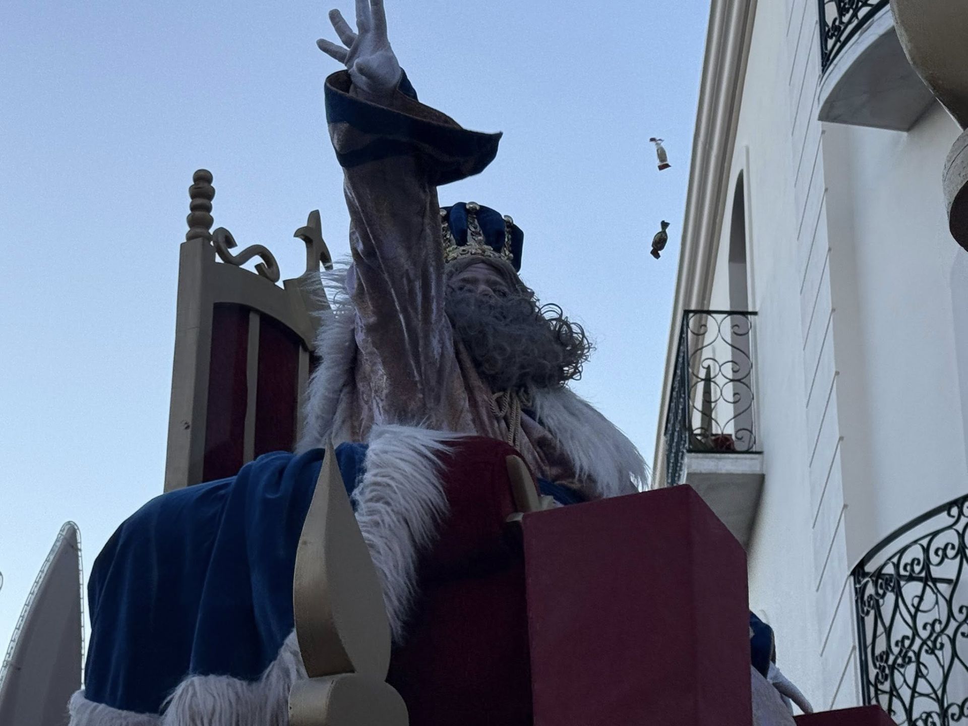 Las calles de Olivenza se llenan de magia con la Cabalgata de Reyes