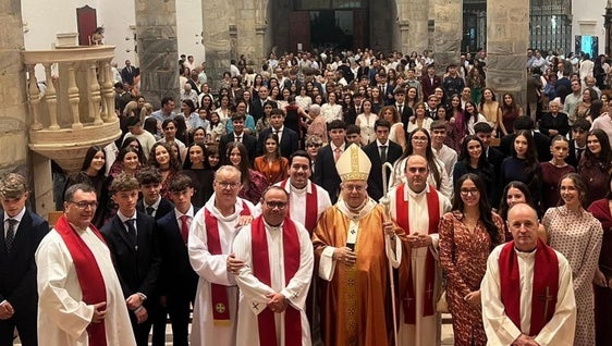 El arzobispo de Mérida-Badajoz ha girado una visita pastoral a la ciudad