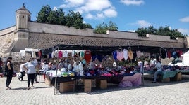 El mercadillo de los sábados se traslada de ubicación por un evento en el recinto ferial