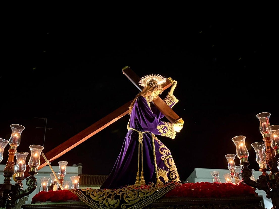Patrimonio, tradición y fervor se aúnan en la procesión del Señor de los Pasos