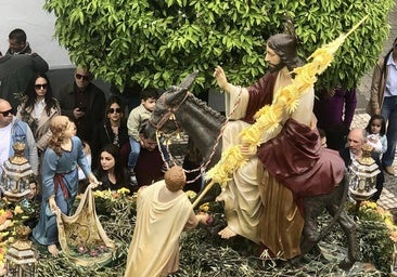 Olivenza celebra el Domingo de Ramos con la tradicional procesión de 'La Borriquita'