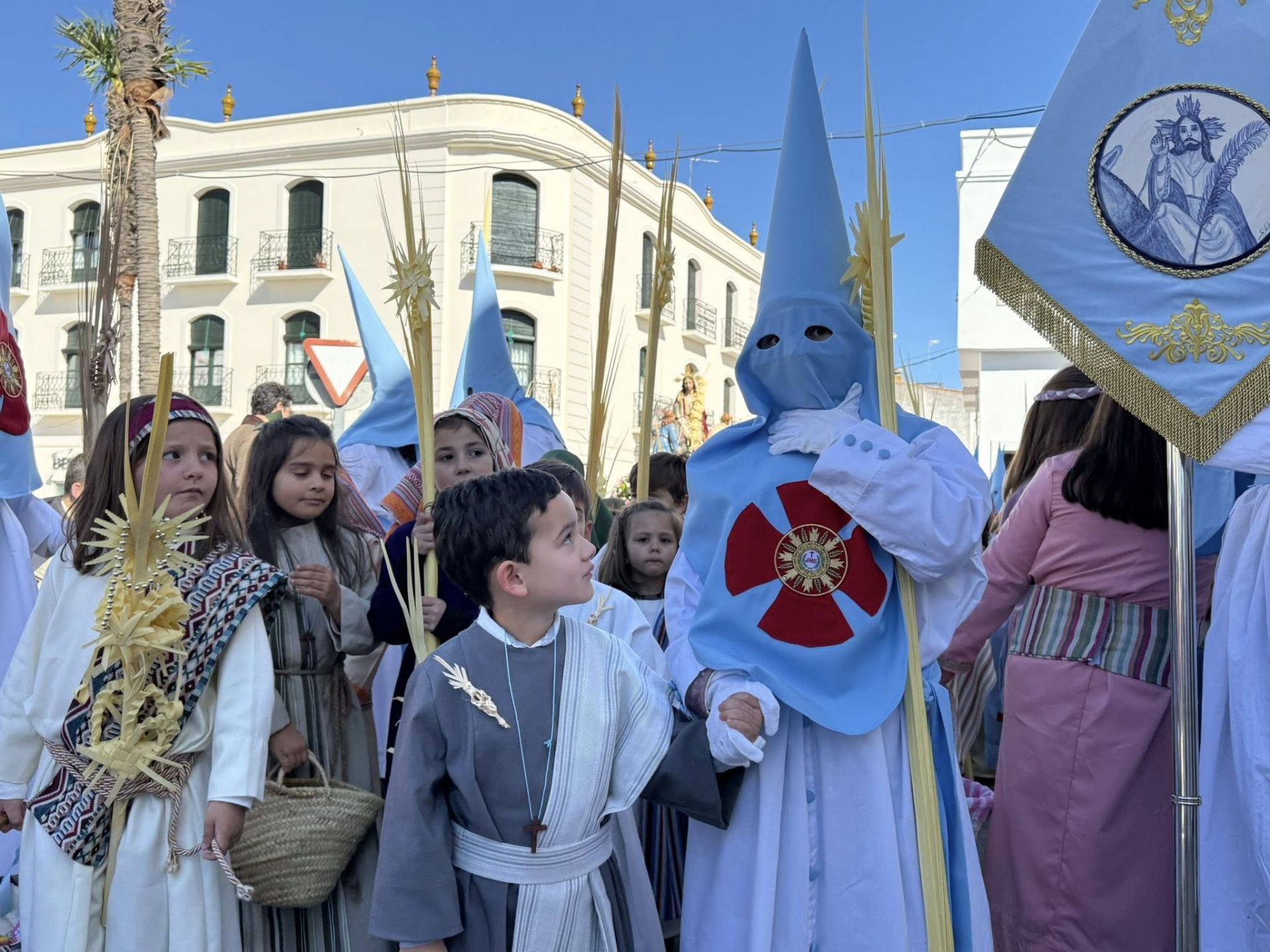 Los niños volvieron a ser los protagonistas en la procesión de La Burriquita