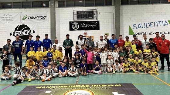 El Torneo Zagalín congrega a numerosos deportistas en torno al fútbol base