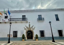 El Ayuntamiento saca a licitación varios vehículos para Servicios Generales