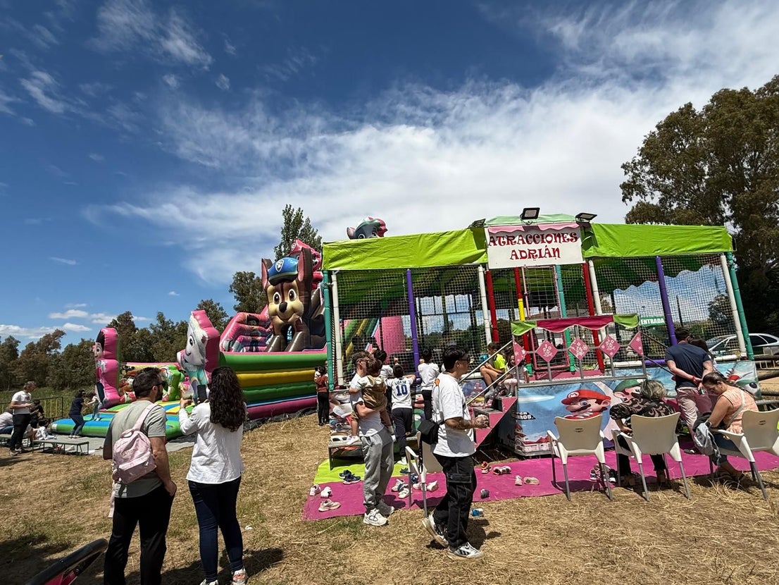 Los vecinos vuelven a celebrar San Isidro en el entorno de la Charca
