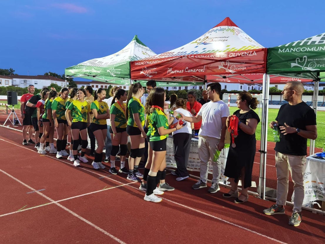Más de 700 jóvenes de 13 municipios clausuran las ligas mancomunadas de fútbol y voleibol