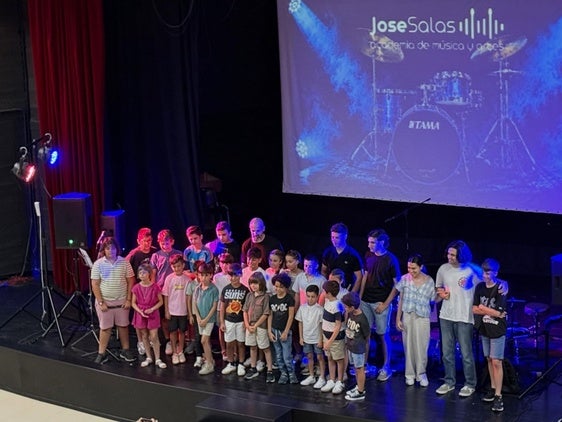 El alumnado de la Academia José Salas muestra su talento en un brillante concierto de fin de curso