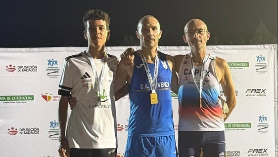 Los atletas del Club Atletismo Olivenza brillan en el Campeonato de Extremadura Absoluto de pista