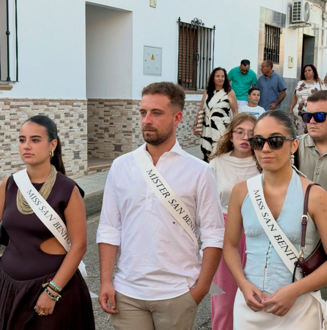 San Benito de la Contienda honra a su patrón con la tradicional procesión en el corazón de sus fiestas