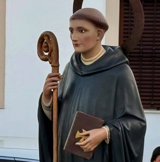 San Benito de la Contienda honra a su patrón con la tradicional procesión en el corazón de sus fiestas