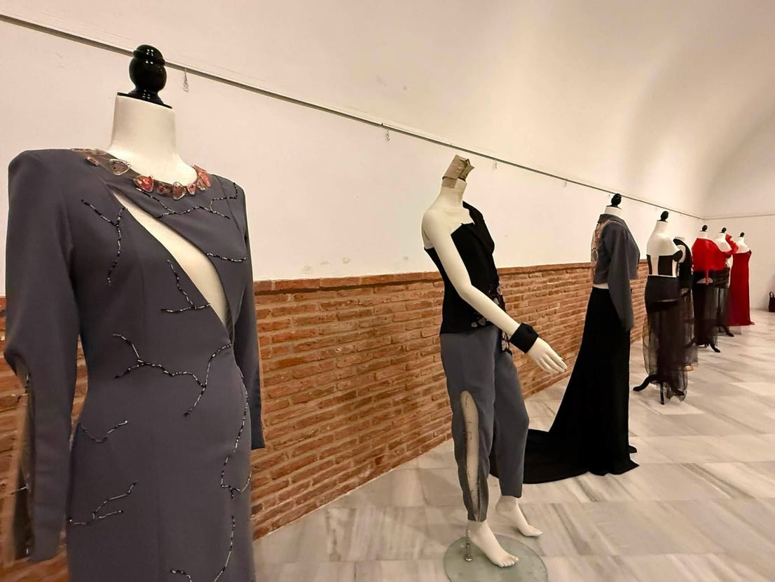 Las hermanas Rodríguez Ramallo deslumbran con su colección de moda 'Desde Olivenza, Due'