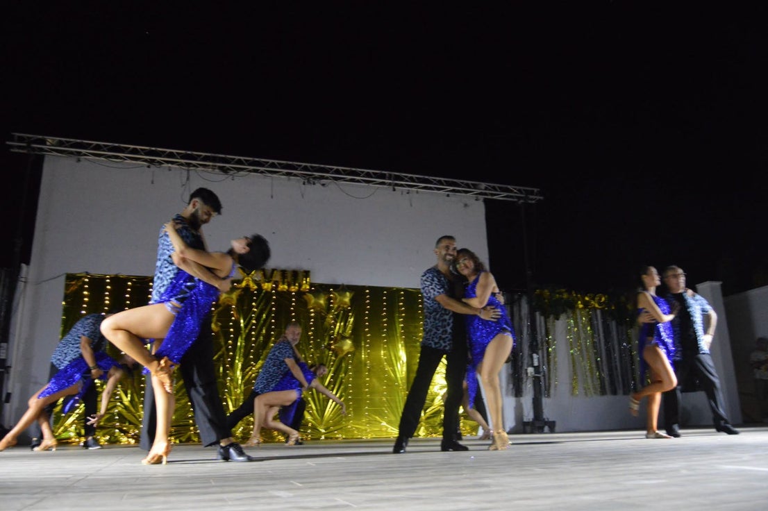 El XVIII Festival de Bailes Alson concentra más de cien bailarines de todas las edades