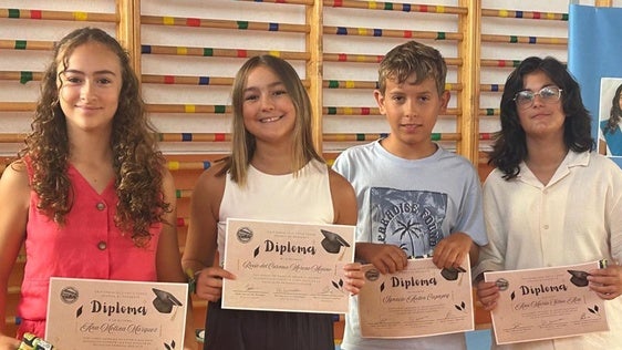 El CEIP F. Ortiz López reconoce los mejores expedientes de Educación Primaria al inicio del nuevo curso