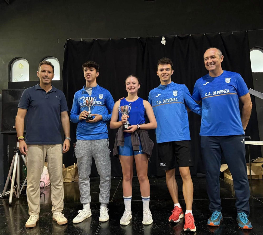 Más de 200 deportistas en la V Carrera Popular a pesar de la lluvia