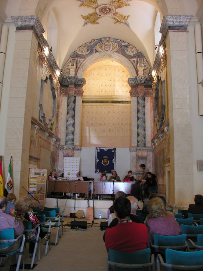 Interior de la capilla durante la grabación de un programa de RNE en el mes de octubre. 