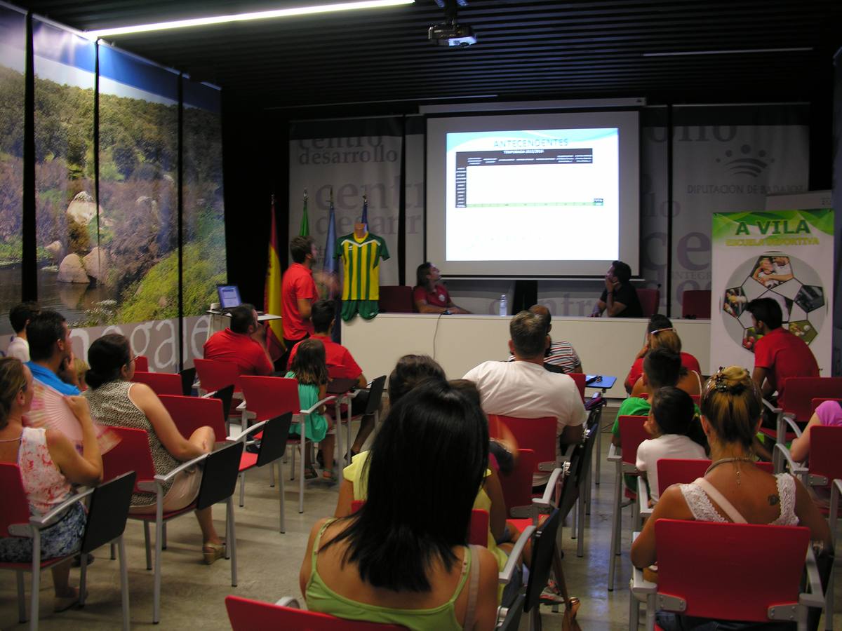 A Vila E.D. abre el periodo de inscripción para una temporada con nueva equipación