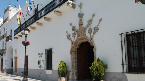 Fachada del ayuntamiento de Olivenza. 