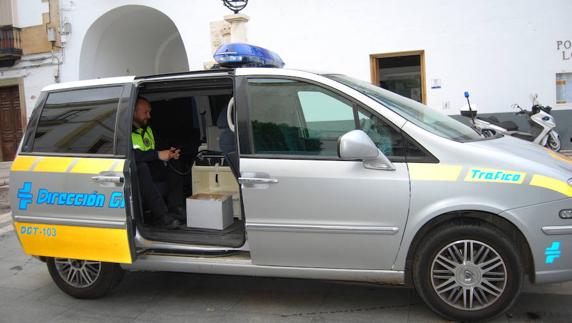Vehículo cedido por la DGT a la Policía Local de Olivenza. 