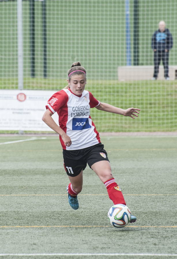 Carmen Menayo en pleno partido 