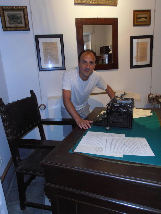 Juan Pablo en la Casa Museo Juan Ramón Jiménez de Moguer 