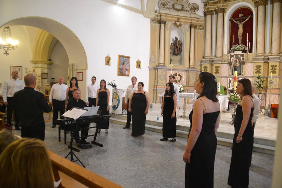 El coro Amadeus cerró su temporada en Puebla de la Calzada