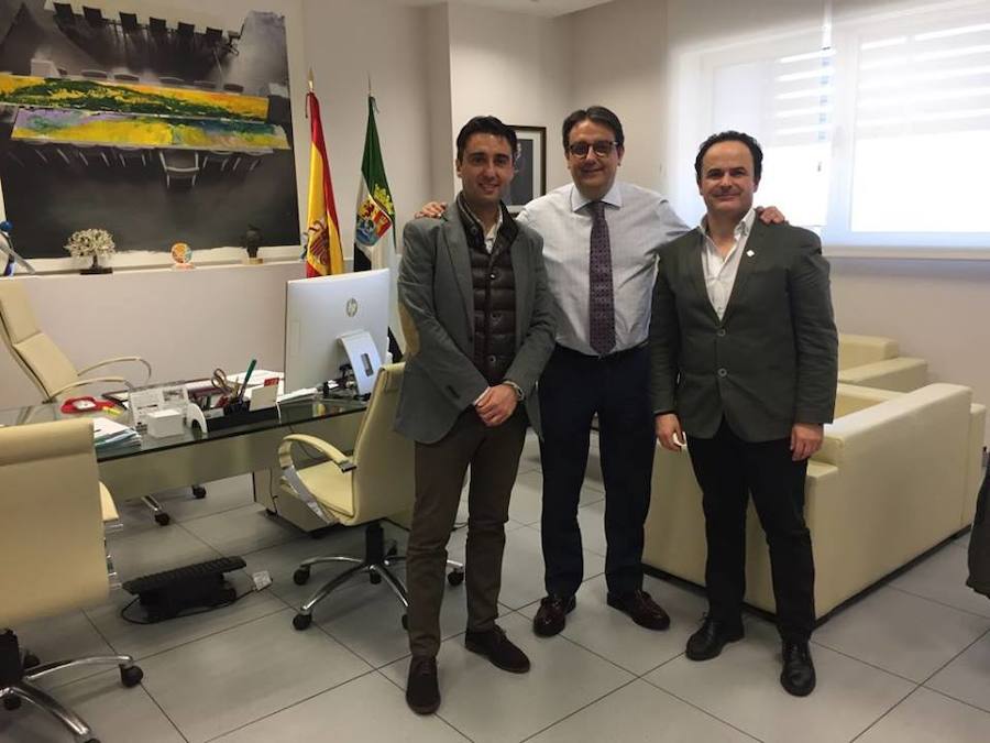De izquierda a derecha; Juan Mari Delfa, José María Vergeles y Manuel Gómez